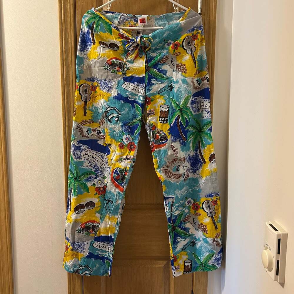 Red Ginger Cotton Stuff Hawaii Print Drawstring Lounge Pants